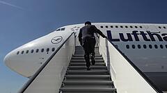 Lufthansa-Piloten stimmen für Streik