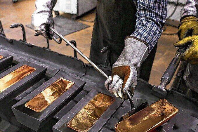 Knackt Gold bald die 5000-Dollar- Marke?