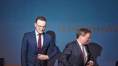 Von Macht getrieben, von Altlasten gebremst