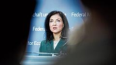 Reiche drängt auf effizientere Energiewende