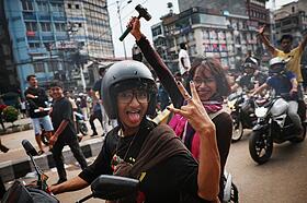 Asiens Jugend übt den Aufstand