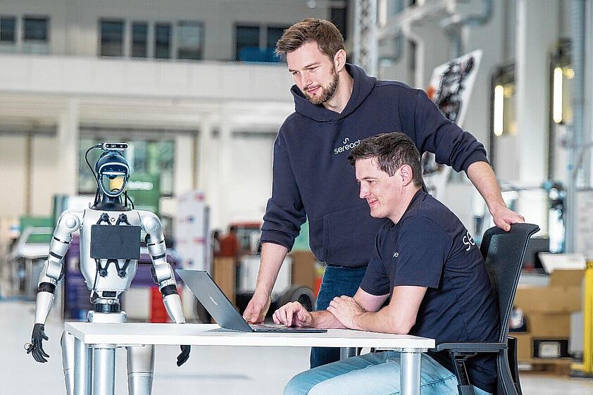 Industriedaten sollen humanoide Roboter trainieren